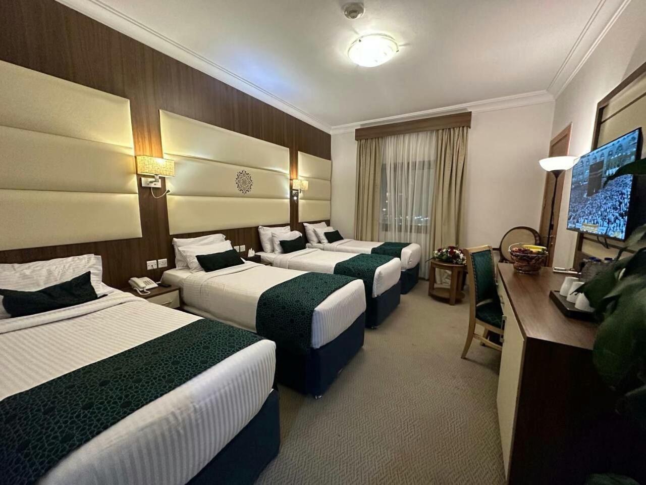 One Inn Hotel Medina Екстер'єр фото