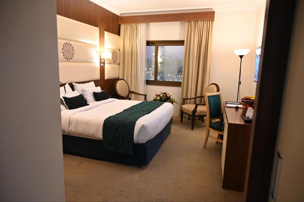 One Inn Hotel Medina Екстер'єр фото